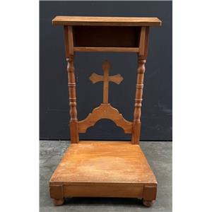 Solid Rimu Kneeler
